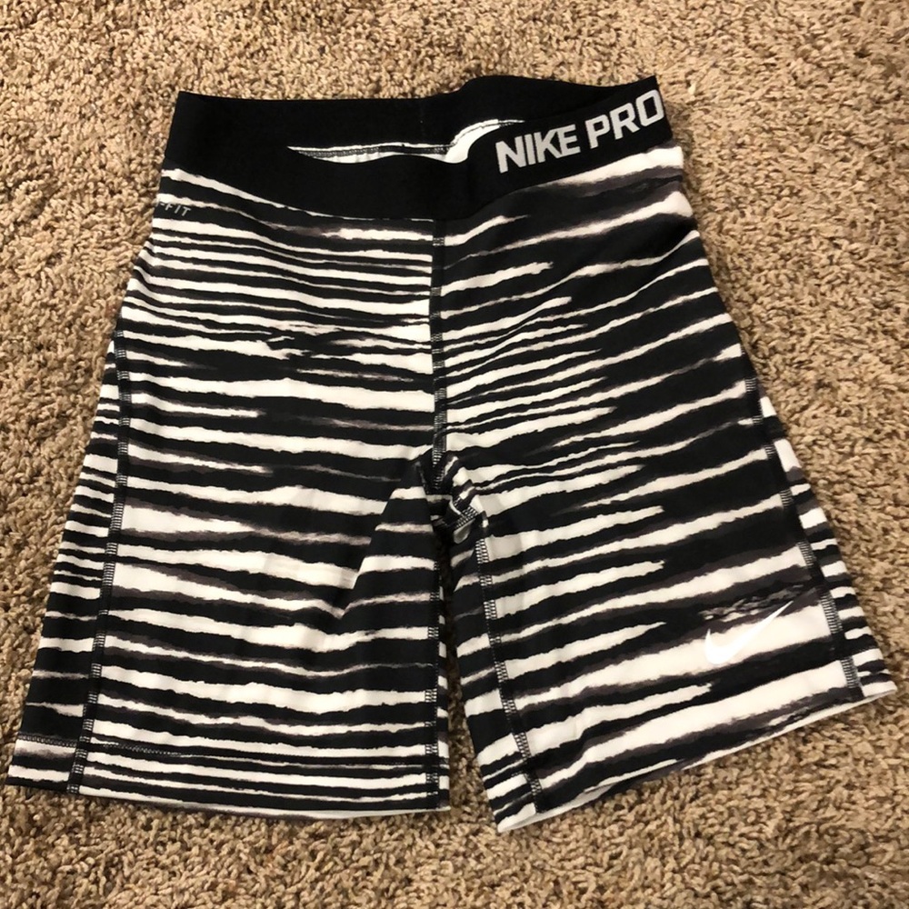 Nike pro spandex shorts